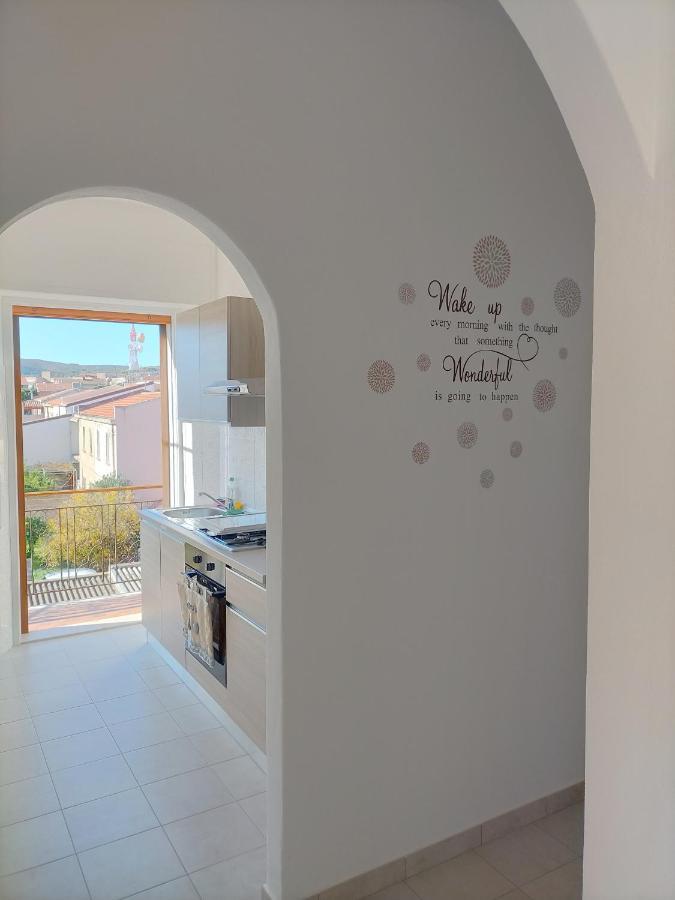 Holiday House Chiara SantʼAntìoco エクステリア 写真